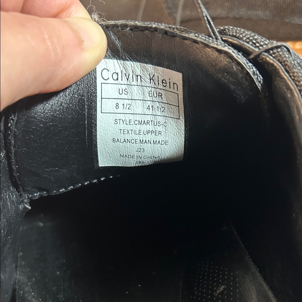 Calvin Klein Men's Black Oxfords with Tan‎ Sole - Picture 8 of 8